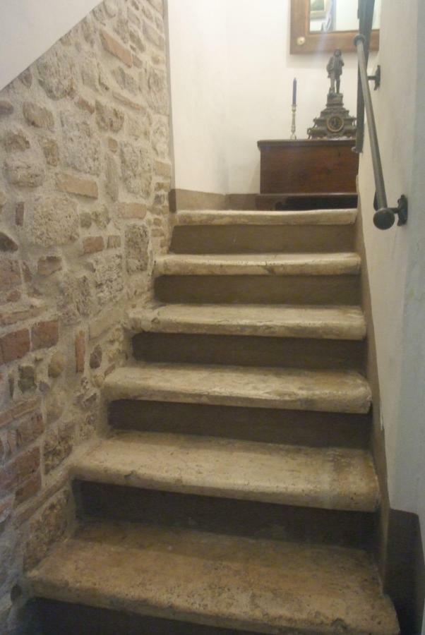 Piccola corte Ascoli Piceno Esterno foto