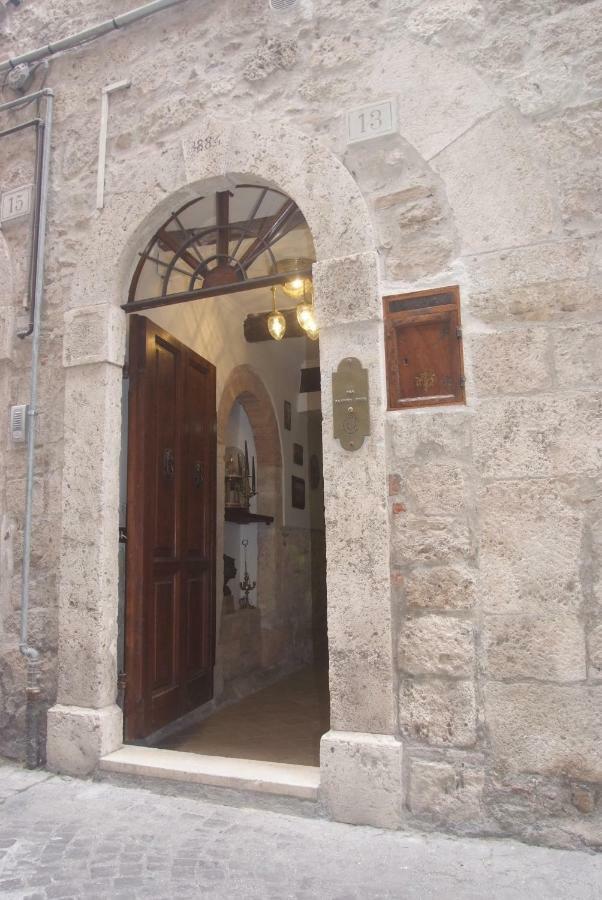 Piccola corte Ascoli Piceno Esterno foto
